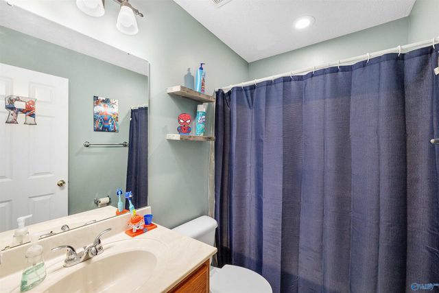 17815 Dement Road, Athens, AL 35611