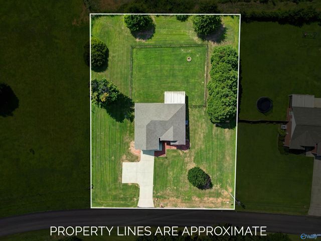17815 Dement Road, Athens, AL 35611