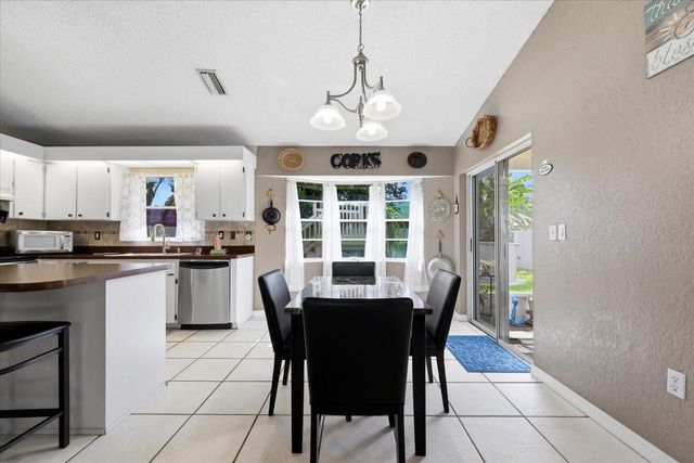 7323 SKYVIEW AVENUE, New Port Richey, FL 34653