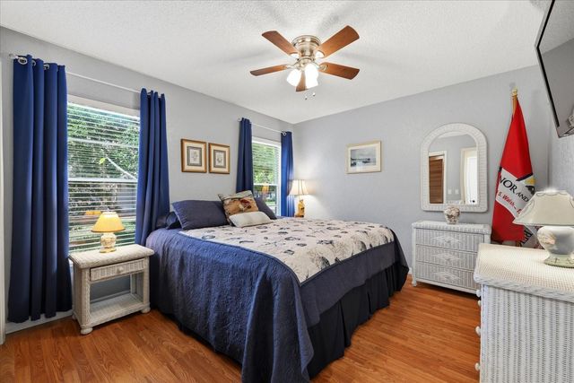 7323 SKYVIEW AVENUE, New Port Richey, FL 34653