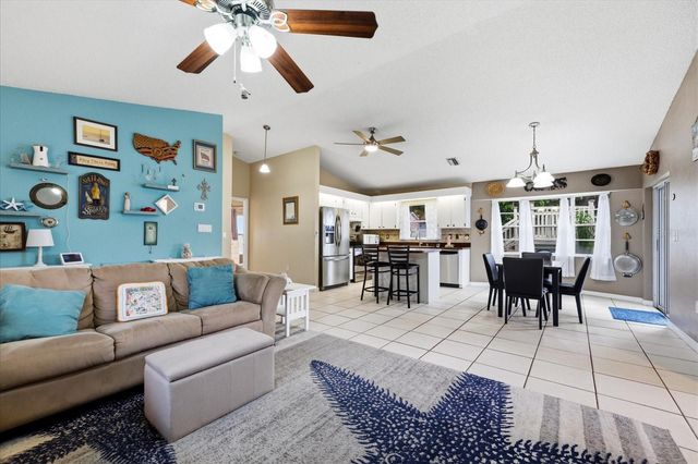 7323 SKYVIEW AVENUE, New Port Richey, FL 34653