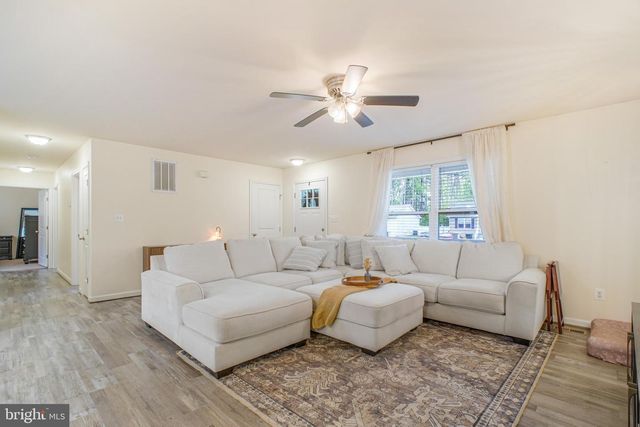 59 RUSTIC LN, Colonial Beach, VA 22443