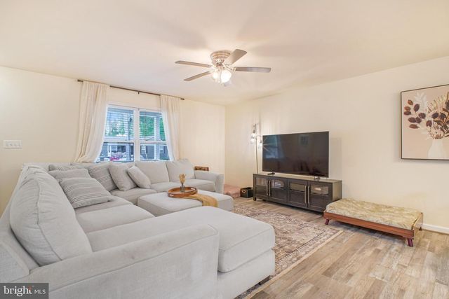 59 RUSTIC LN, Colonial Beach, VA 22443