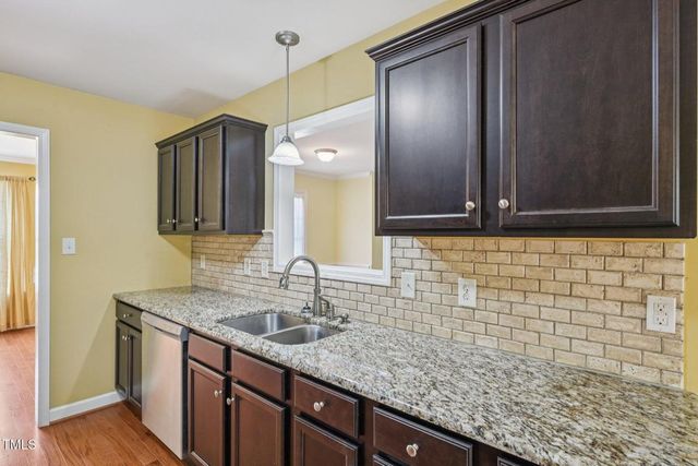 33 Bluestone Drive, Smithfield, NC 27577
