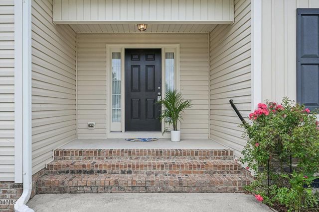 33 Bluestone Drive, Smithfield, NC 27577