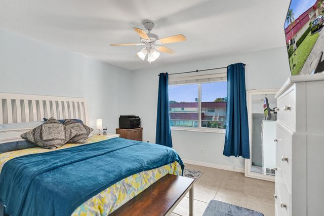 12014 Greenway Circle 206, Royal Palm Beach, FL 33411