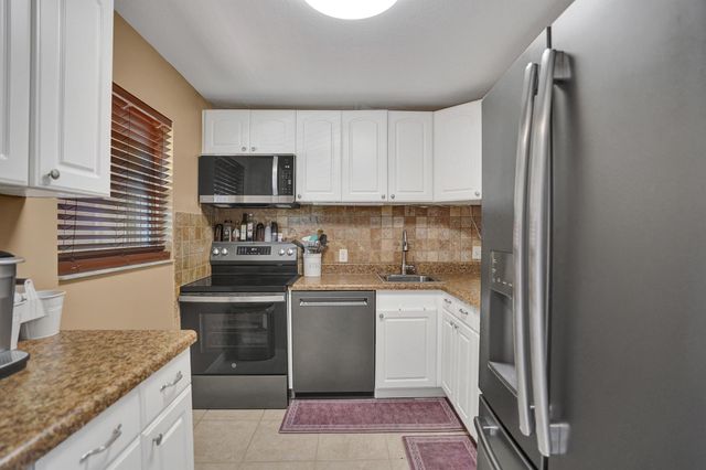 12014 Greenway Circle 206, Royal Palm Beach, FL 33411