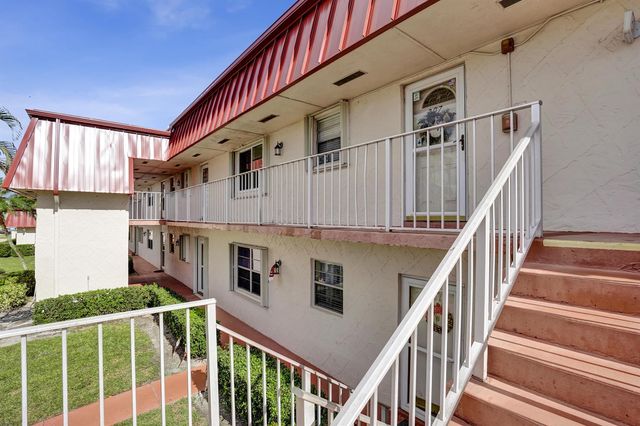 12014 Greenway Circle 206, Royal Palm Beach, FL 33411
