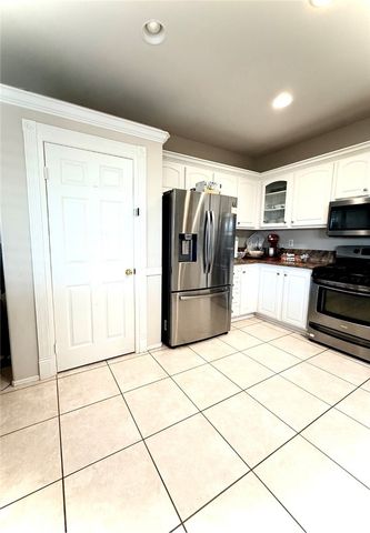 17886 Robusta, Riverside, CA 92503