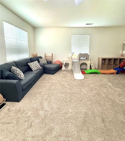 17886 Robusta, Riverside, CA 92503