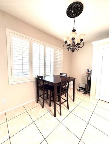 17886 Robusta, Riverside, CA 92503