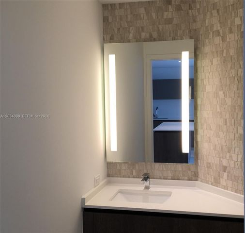 68 SE 6th Street 1108, Miami, FL 33131