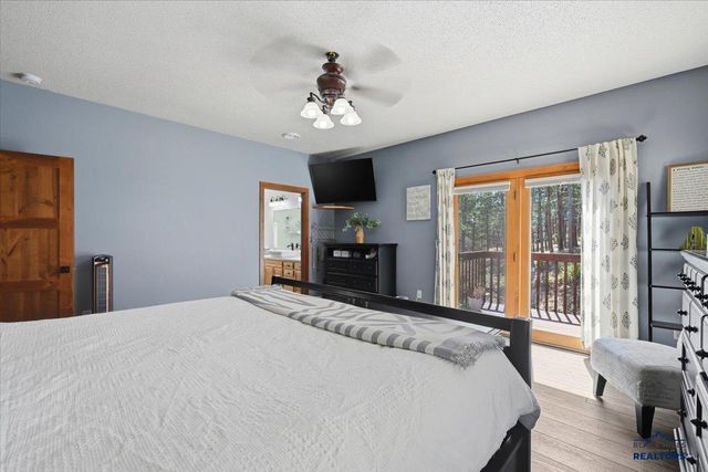 10131 N PONDEROSA DR, Black Hawk, SD 57718