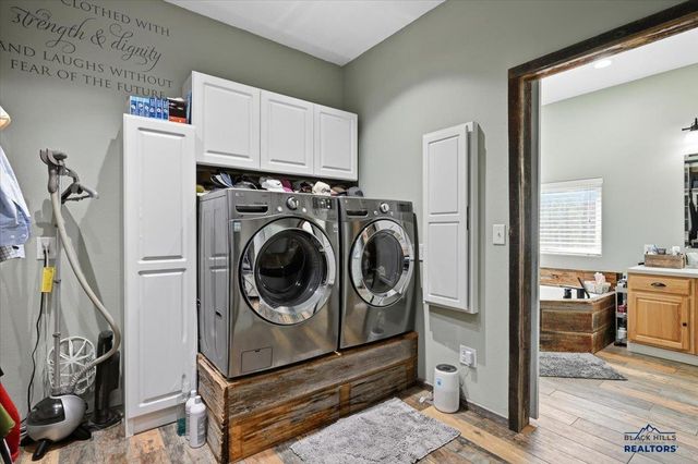 10131 N PONDEROSA DR, Black Hawk, SD 57718