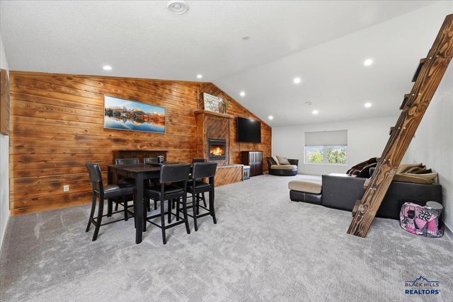 10131 N PONDEROSA DR, Black Hawk, SD 57718