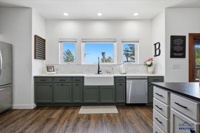 10131 N PONDEROSA DR, Black Hawk, SD 57718