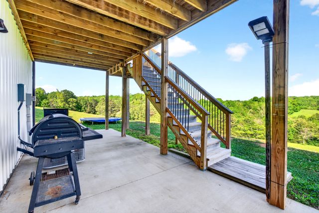 3485 Pinetree Cir, Palmyra, TN 37142