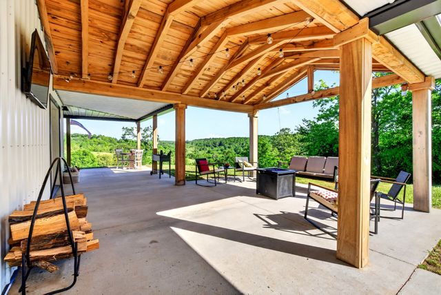 3485 Pinetree Cir, Palmyra, TN 37142