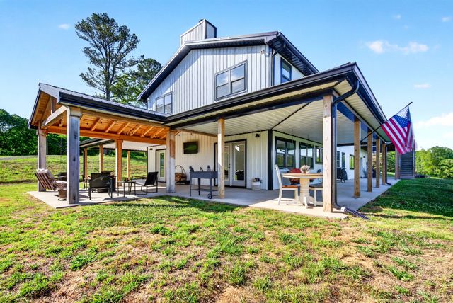 3485 Pinetree Cir, Palmyra, TN 37142