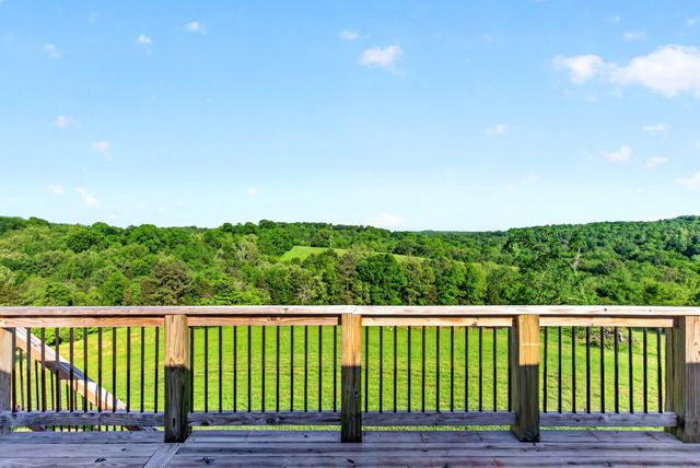 3485 Pinetree Cir, Palmyra, TN 37142