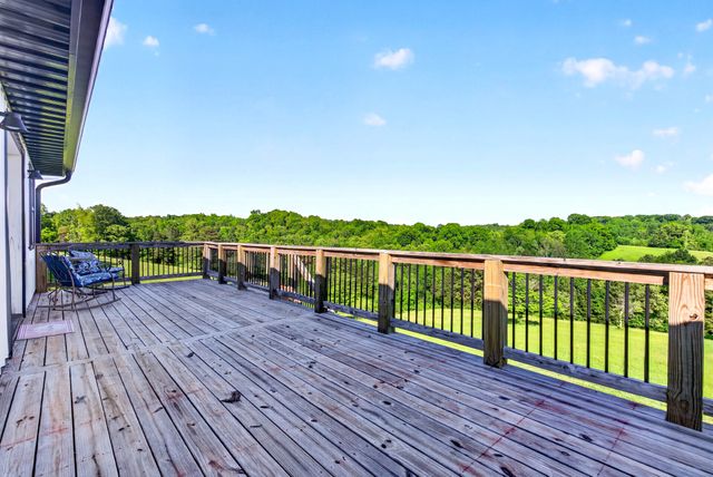 3485 Pinetree Cir, Palmyra, TN 37142