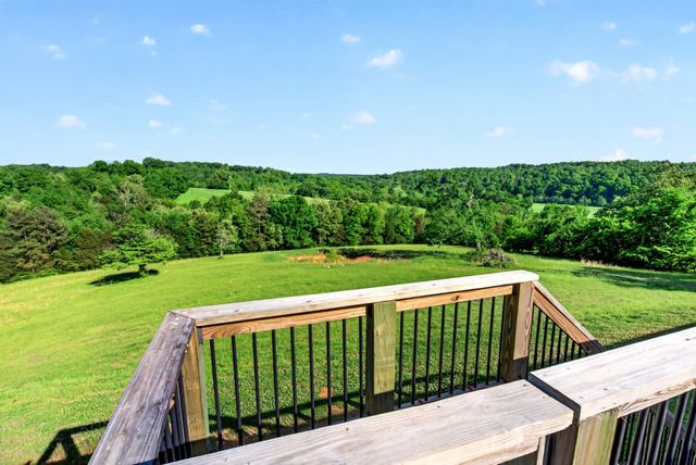 3485 Pinetree Cir, Palmyra, TN 37142