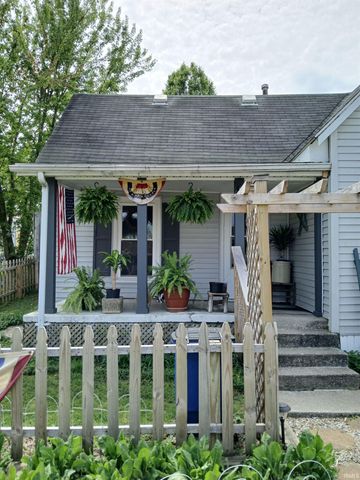 1010 W Warren Street, Mitchell, IN 47446