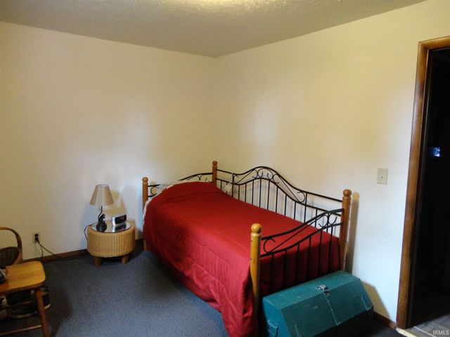 1010 W Warren Street, Mitchell, IN 47446