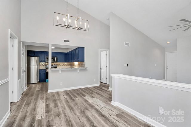 5810 Harris Grove Lane, Charlotte, NC 28212