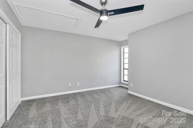 5810 Harris Grove Lane, Charlotte, NC 28212