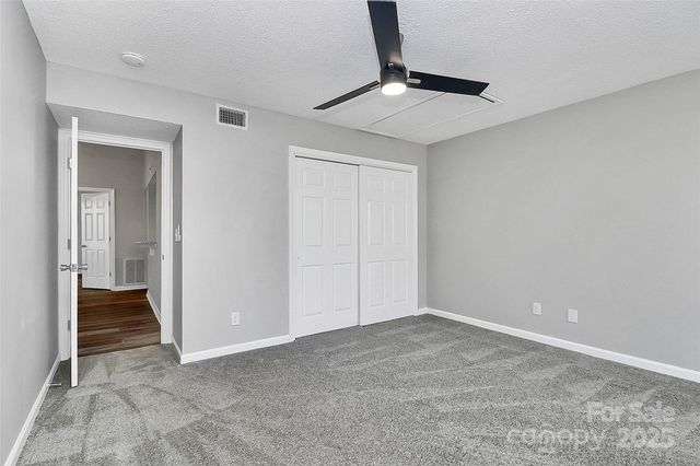 5810 Harris Grove Lane, Charlotte, NC 28212