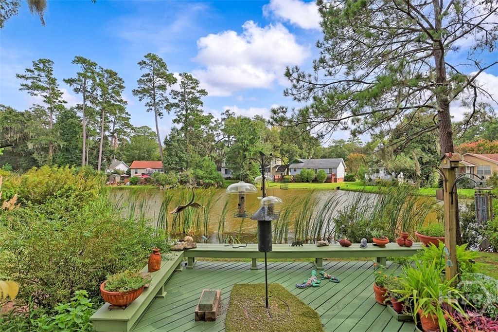 Image 13 of property listing at 511 Pointe South Drive, Savannah, GA 31410