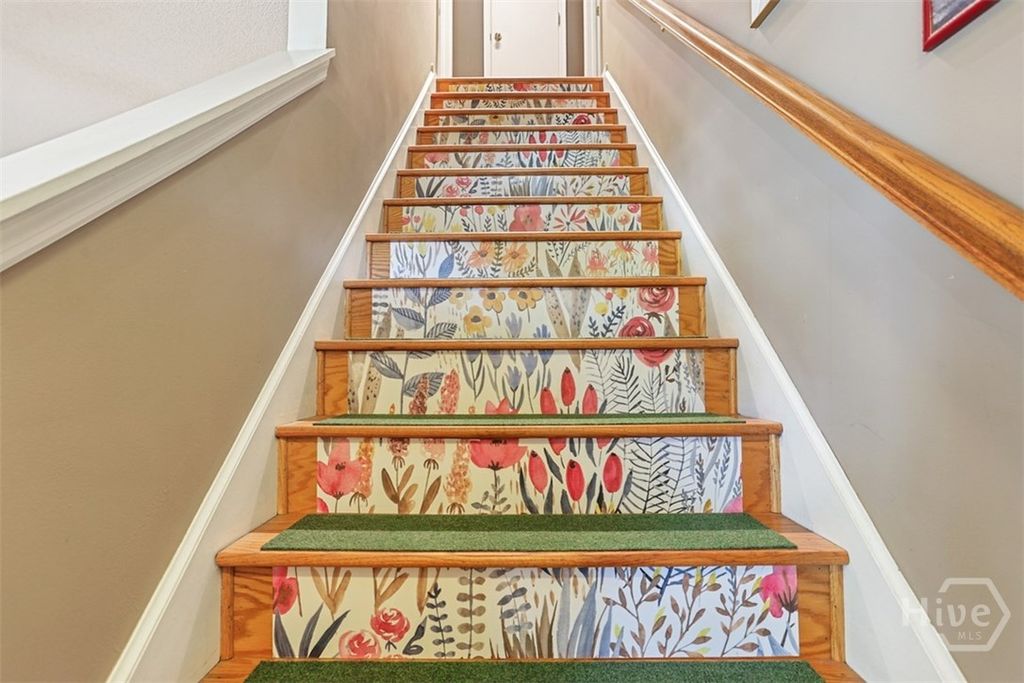 Image 15 of property listing at 511 Pointe South Drive, Savannah, GA 31410
