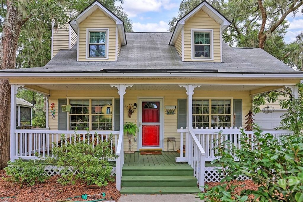 Image 2 of property listing at 511 Pointe South Drive, Savannah, GA 31410