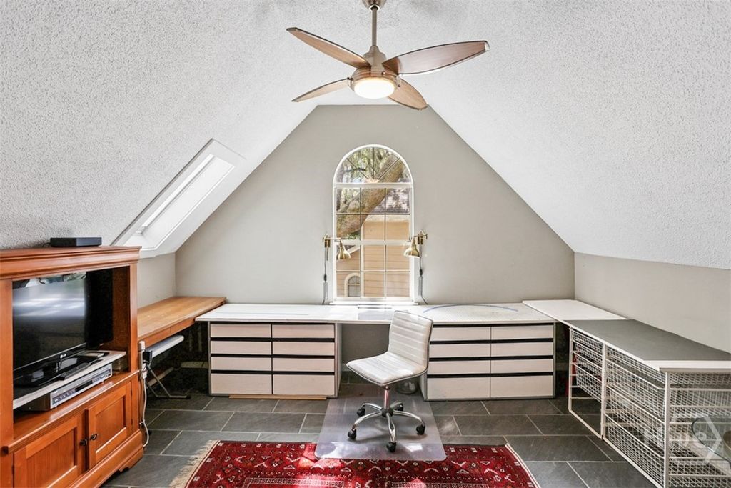Image 39 of property listing at 511 Pointe South Drive, Savannah, GA 31410