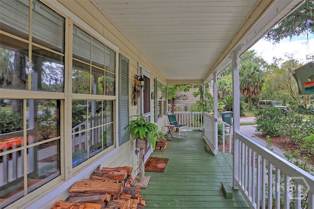 Image 6 of property listing at 511 Pointe South Drive, Savannah, GA 31410