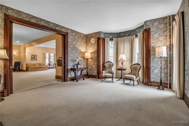 186 East Avenue, Lockport City, NY 14094