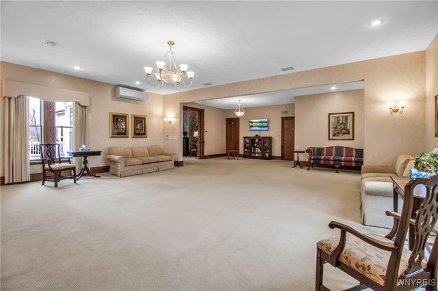 186 East Avenue, Lockport City, NY 14094