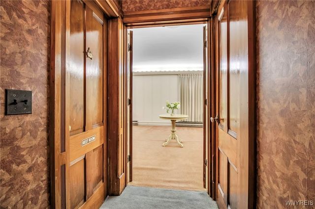 186 East Avenue, Lockport City, NY 14094