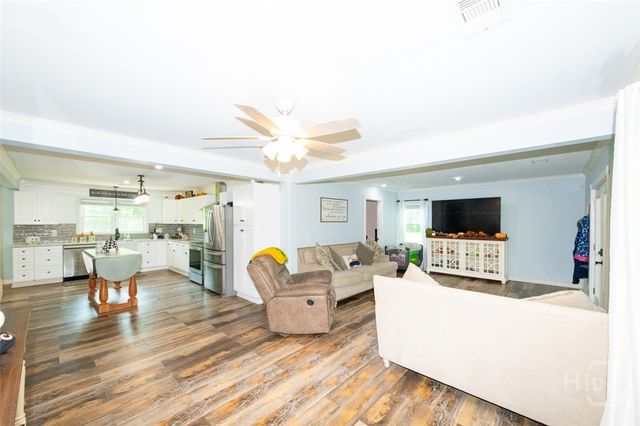 218 Turpentine Drive, Portal, GA 30450