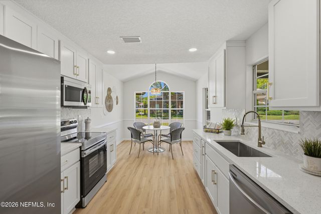 2123 BIRCH BARK Court E, Jacksonville, FL 32246