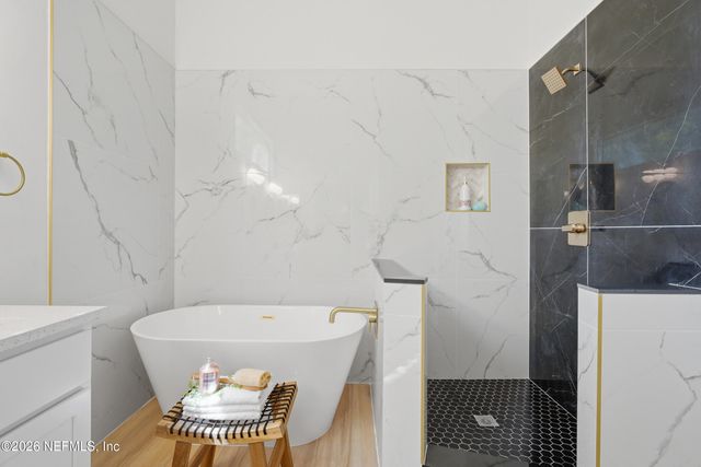 2123 BIRCH BARK Court E, Jacksonville, FL 32246