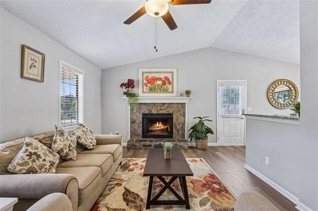 1492 Sir Knights Way, Lawrenceville, GA 30045