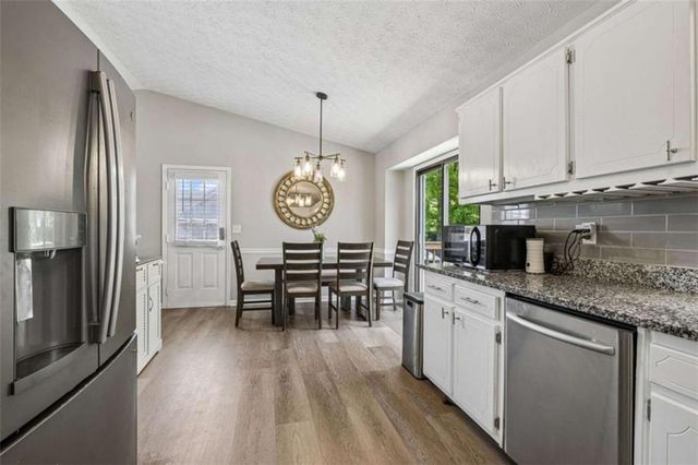 1492 Sir Knights Way, Lawrenceville, GA 30045