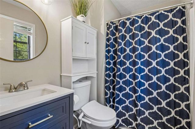 1492 Sir Knights Way, Lawrenceville, GA 30045