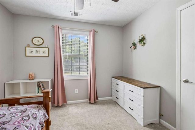 1492 Sir Knights Way, Lawrenceville, GA 30045