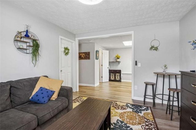 1492 Sir Knights Way, Lawrenceville, GA 30045