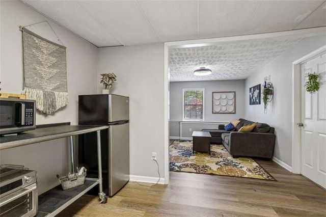 1492 Sir Knights Way, Lawrenceville, GA 30045