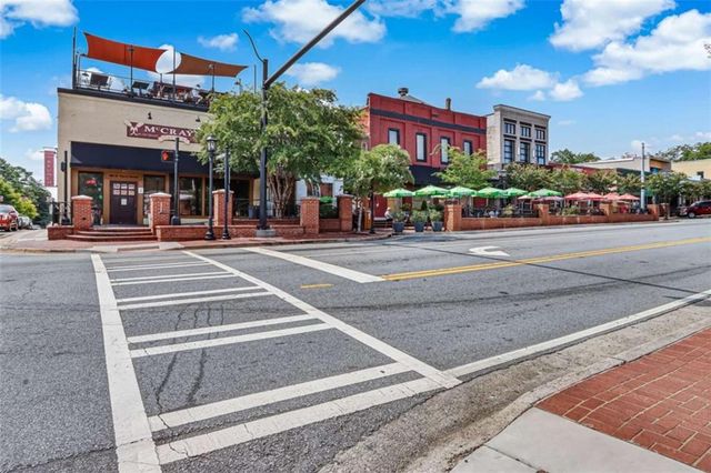 1492 Sir Knights Way, Lawrenceville, GA 30045