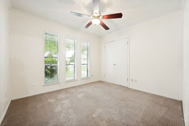 3544 Esplendor Avenue, Irving, TX 75062